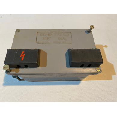 ��-10 ���4.2 220V 50Hz 0.53�Kg (2002 ���)